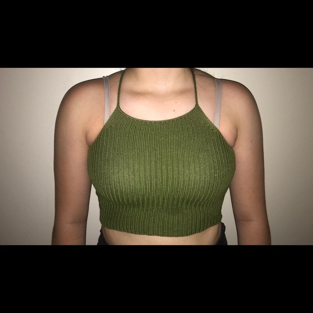 Cute forest green knitted Cropped Tank-Top.